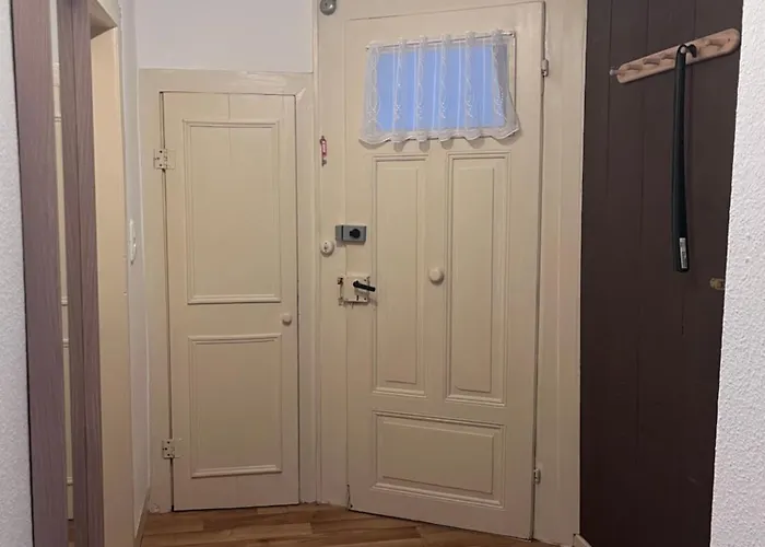 9ter Riese Dachgeschoss-fewo Apartment